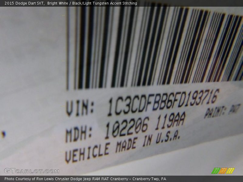 Bright White / Black/Light Tungsten Accent Stitching 2015 Dodge Dart SXT
