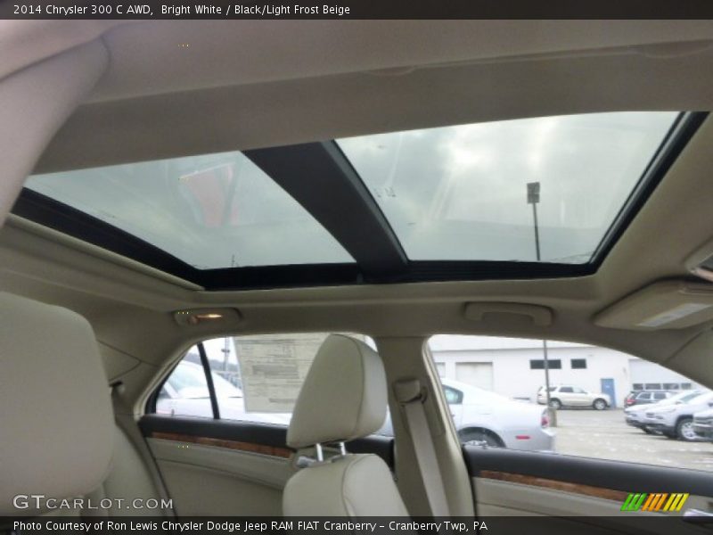 Bright White / Black/Light Frost Beige 2014 Chrysler 300 C AWD