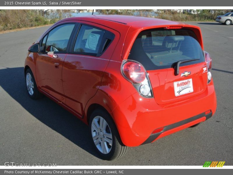Salsa / Silver/Silver 2015 Chevrolet Spark LS