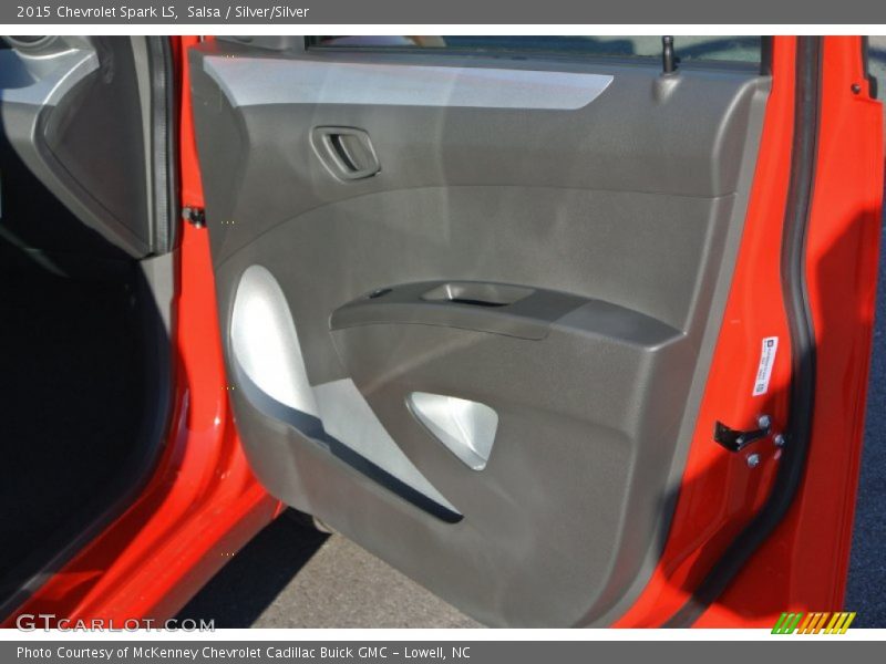 Salsa / Silver/Silver 2015 Chevrolet Spark LS