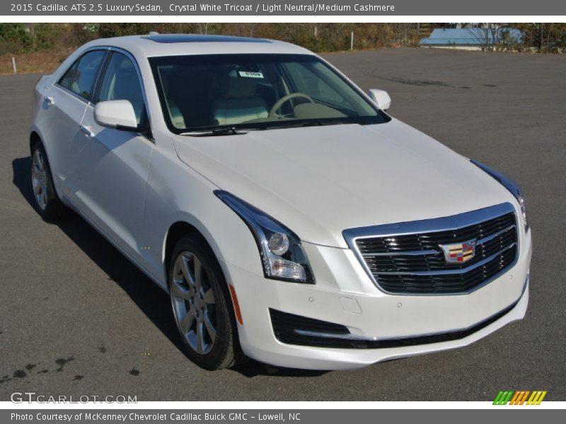 Crystal White Tricoat / Light Neutral/Medium Cashmere 2015 Cadillac ATS 2.5 Luxury Sedan