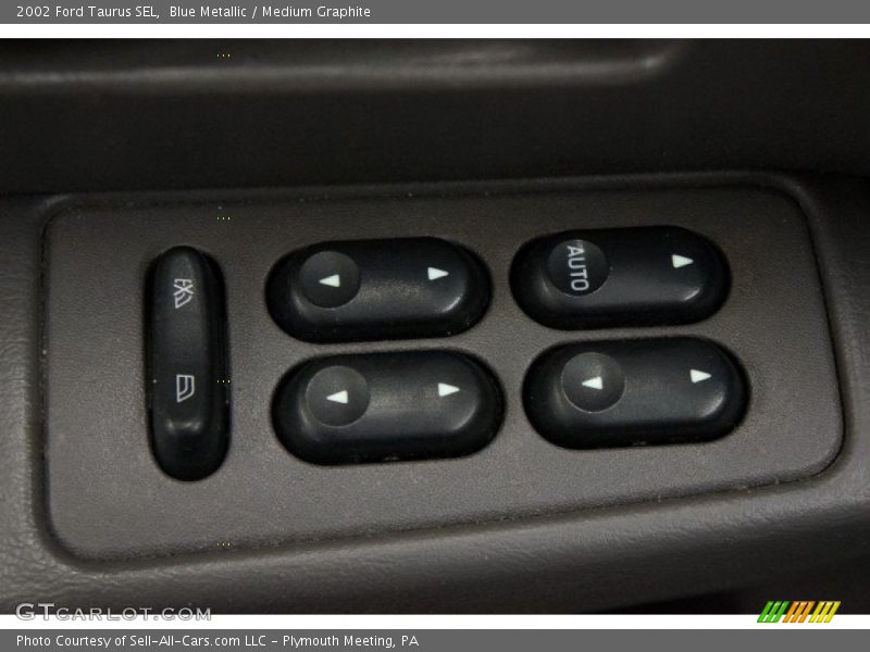 Blue Metallic / Medium Graphite 2002 Ford Taurus SEL