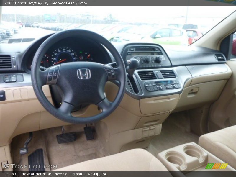 Redrock Pearl / Ivory 2005 Honda Odyssey EX