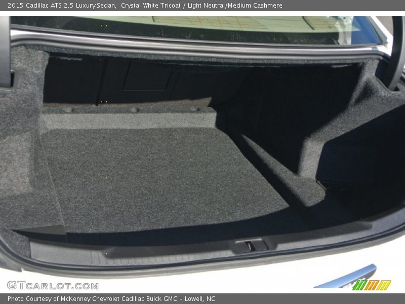 Crystal White Tricoat / Light Neutral/Medium Cashmere 2015 Cadillac ATS 2.5 Luxury Sedan
