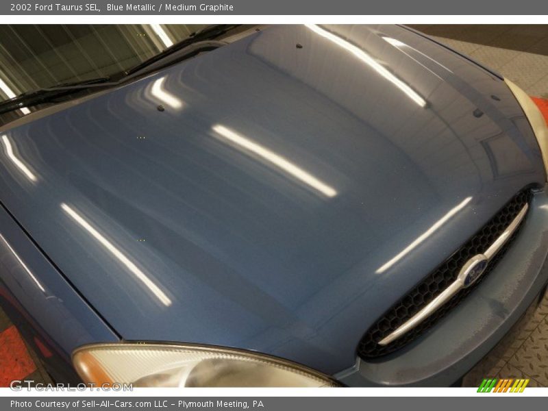 Blue Metallic / Medium Graphite 2002 Ford Taurus SEL