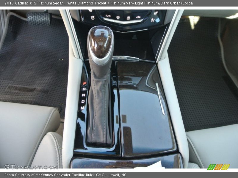 White Diamond Tricoat / Platinum Very Light Platinum/Dark Urban/Cocoa 2015 Cadillac XTS Platinum Sedan