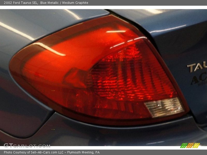 Blue Metallic / Medium Graphite 2002 Ford Taurus SEL