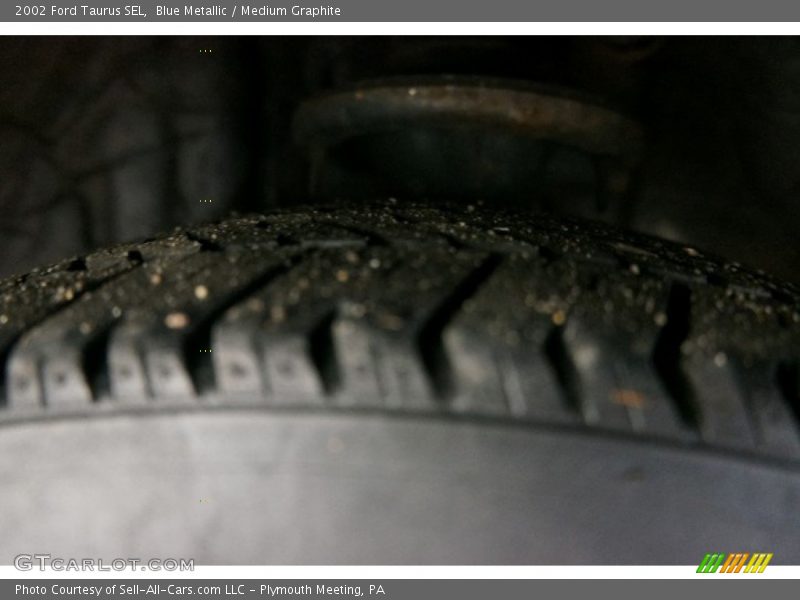 Blue Metallic / Medium Graphite 2002 Ford Taurus SEL