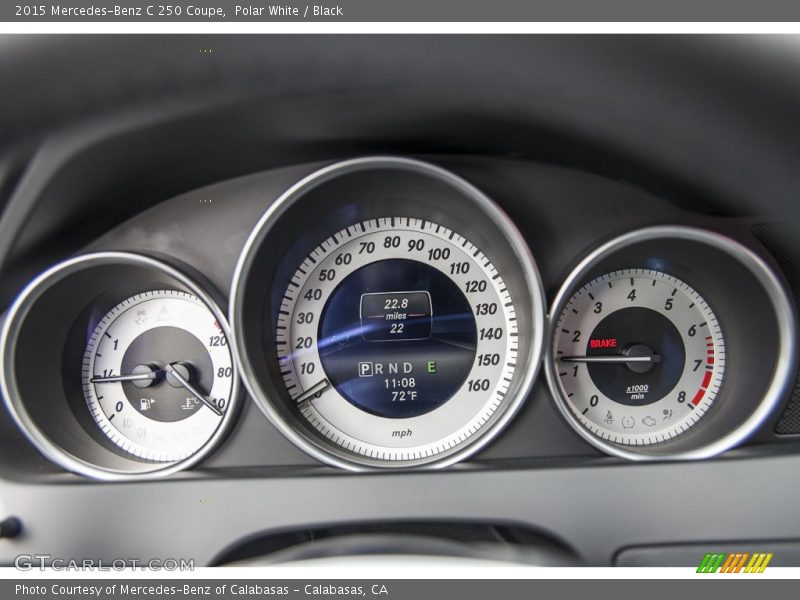 Polar White / Black 2015 Mercedes-Benz C 250 Coupe