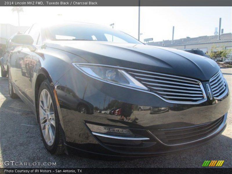 Tuxedo Black / Charcoal Black 2014 Lincoln MKZ FWD