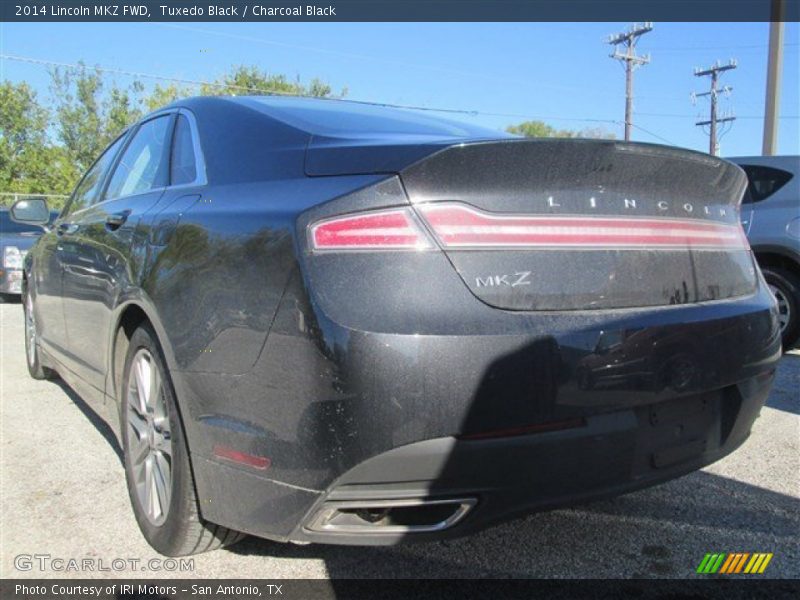 Tuxedo Black / Charcoal Black 2014 Lincoln MKZ FWD