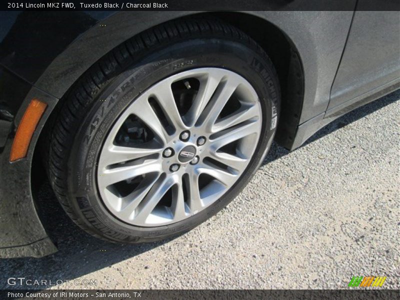 Tuxedo Black / Charcoal Black 2014 Lincoln MKZ FWD