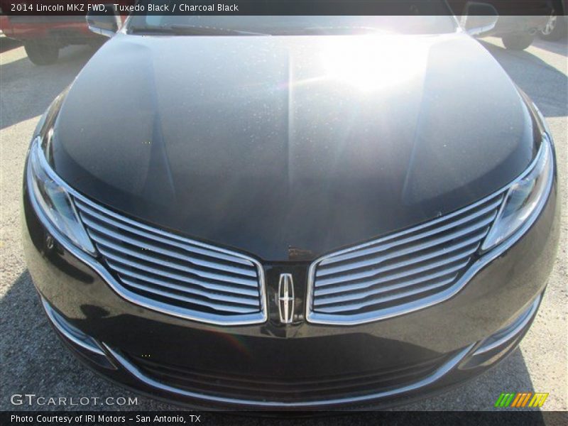 Tuxedo Black / Charcoal Black 2014 Lincoln MKZ FWD