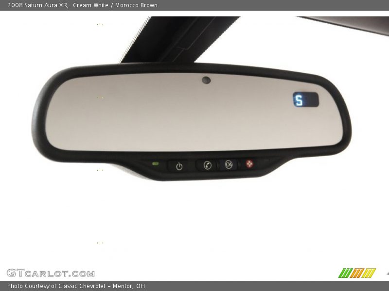 Cream White / Morocco Brown 2008 Saturn Aura XR