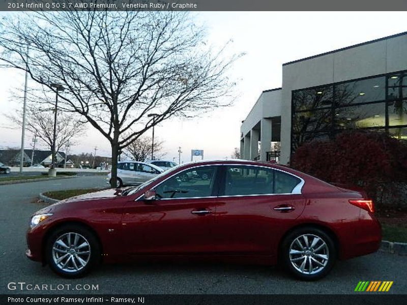  2014 Q 50 3.7 AWD Premium Venetian Ruby
