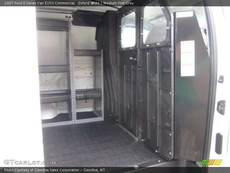 Oxford White / Medium Flint Grey 2007 Ford E Series Van E150 Commercial