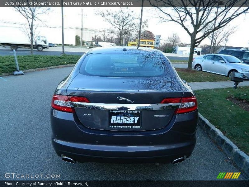Pearl Grey Metallic / Charcoal/Charcoal 2009 Jaguar XF Supercharged