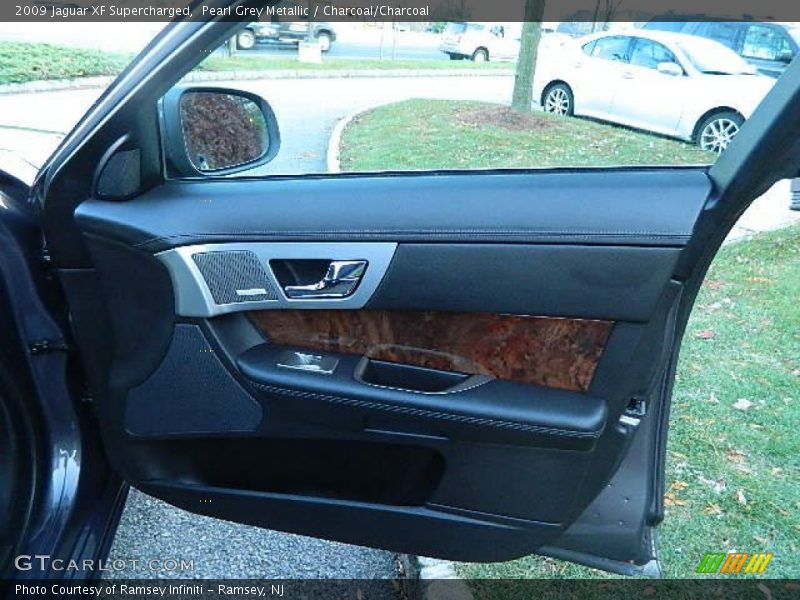 Pearl Grey Metallic / Charcoal/Charcoal 2009 Jaguar XF Supercharged