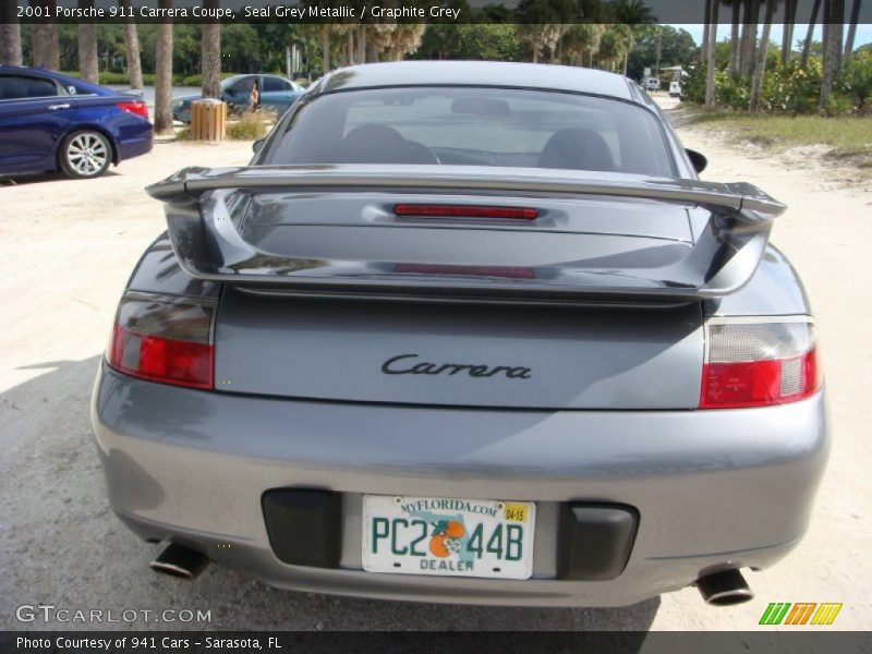 Seal Grey Metallic / Graphite Grey 2001 Porsche 911 Carrera Coupe