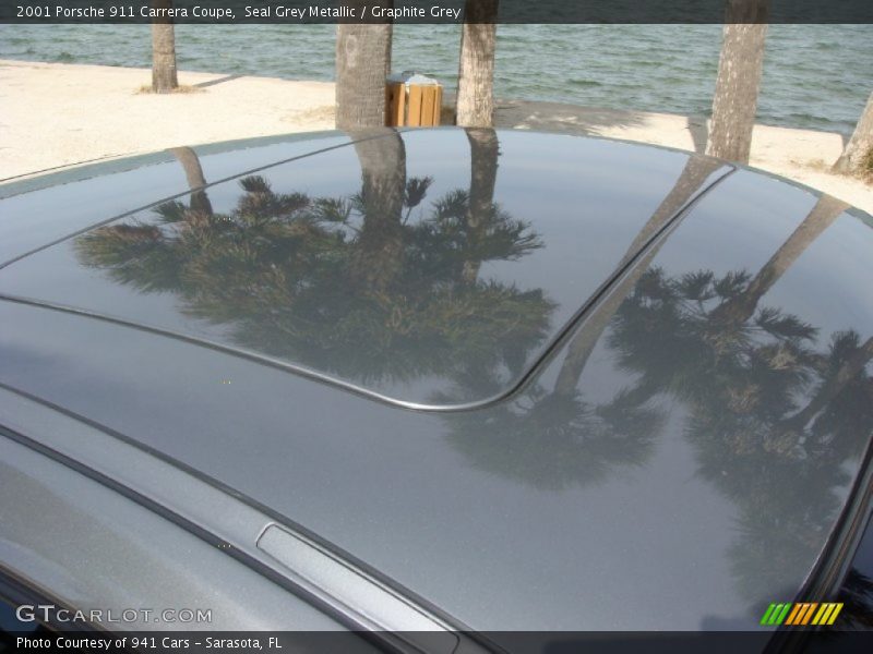 Seal Grey Metallic / Graphite Grey 2001 Porsche 911 Carrera Coupe