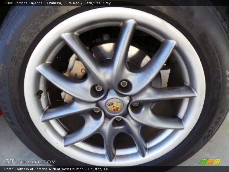 Pure Red / Black/Steel Grey 2006 Porsche Cayenne S Titanium
