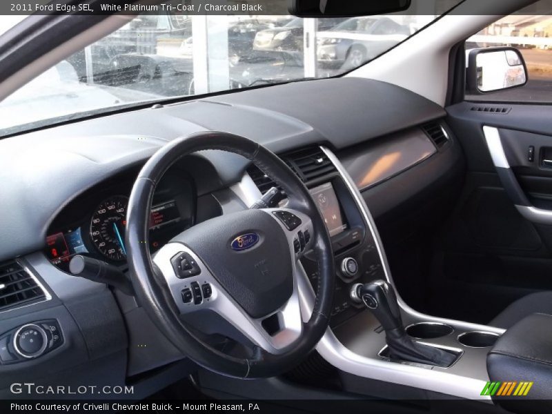 White Platinum Tri-Coat / Charcoal Black 2011 Ford Edge SEL