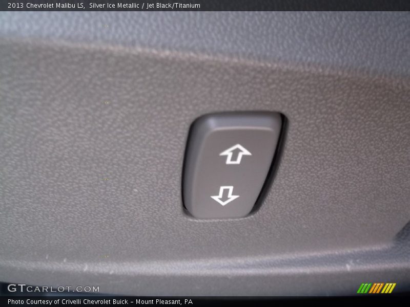 Silver Ice Metallic / Jet Black/Titanium 2013 Chevrolet Malibu LS
