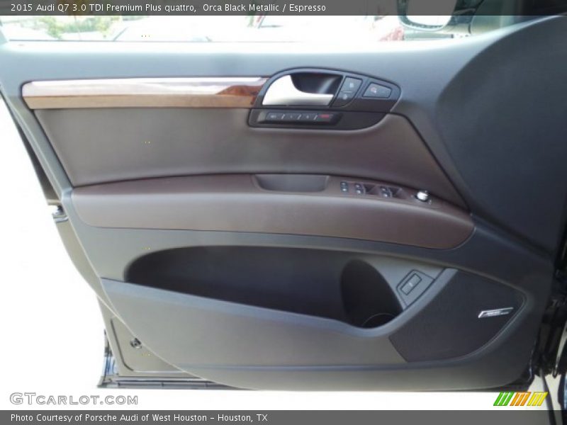 Door Panel of 2015 Q7 3.0 TDI Premium Plus quattro