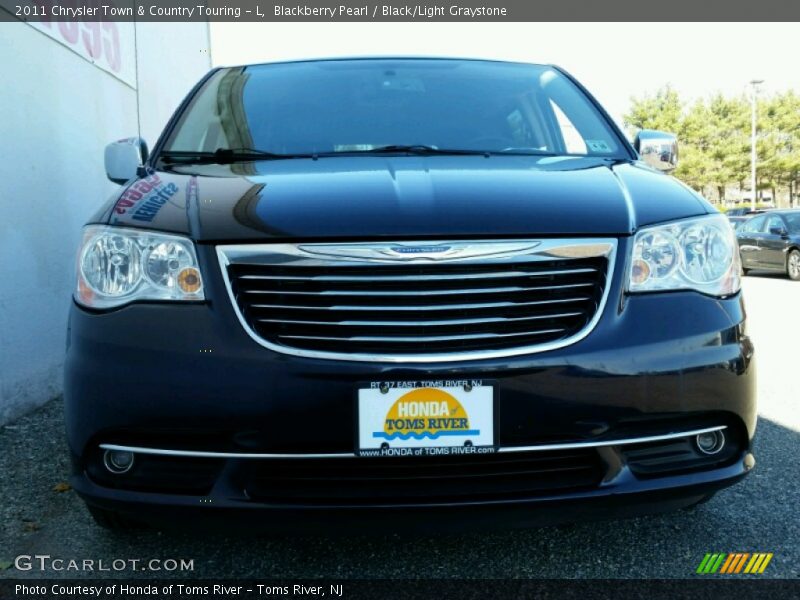 Blackberry Pearl / Black/Light Graystone 2011 Chrysler Town & Country Touring - L
