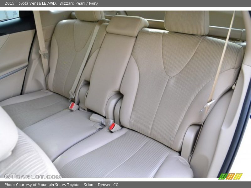 Blizzard Pearl / Ivory 2015 Toyota Venza LE AWD