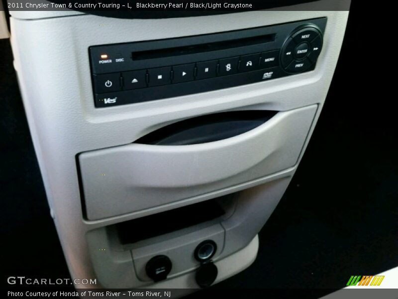 Blackberry Pearl / Black/Light Graystone 2011 Chrysler Town & Country Touring - L