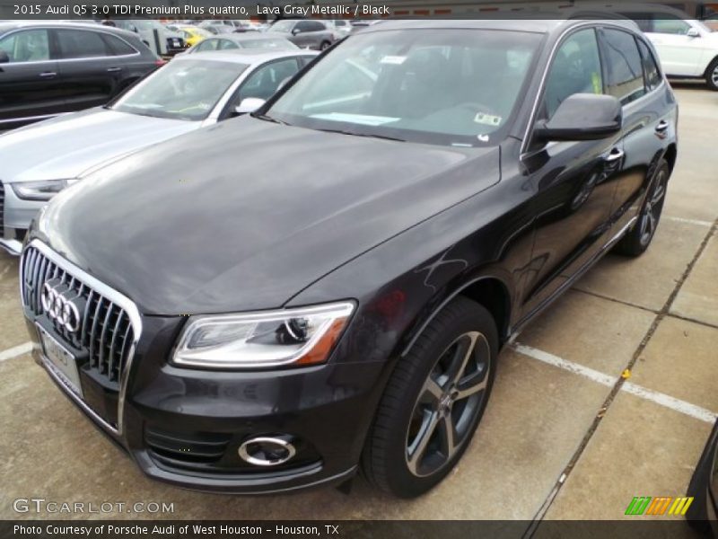 Front 3/4 View of 2015 Q5 3.0 TDI Premium Plus quattro