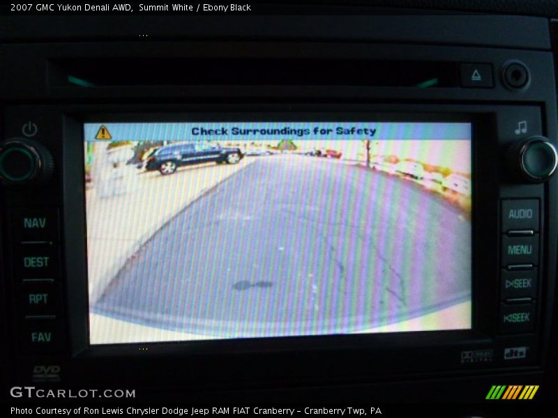 Summit White / Ebony Black 2007 GMC Yukon Denali AWD