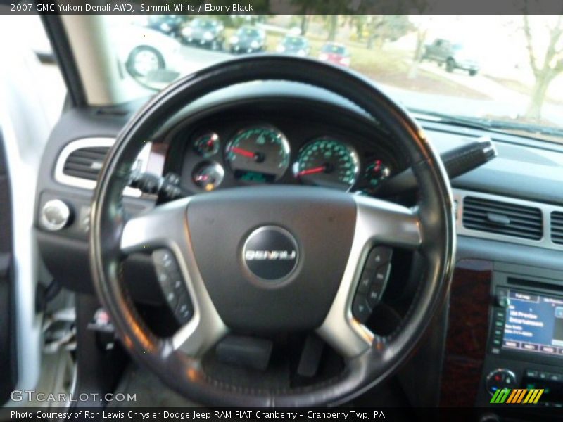 Summit White / Ebony Black 2007 GMC Yukon Denali AWD