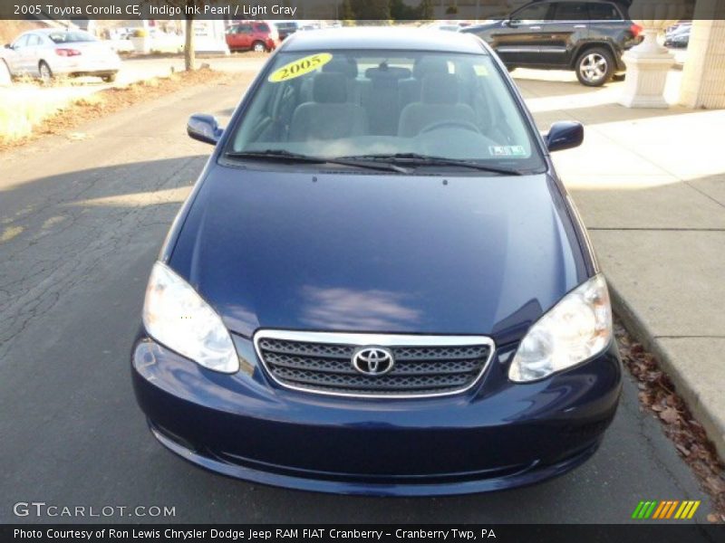 Indigo Ink Pearl / Light Gray 2005 Toyota Corolla CE