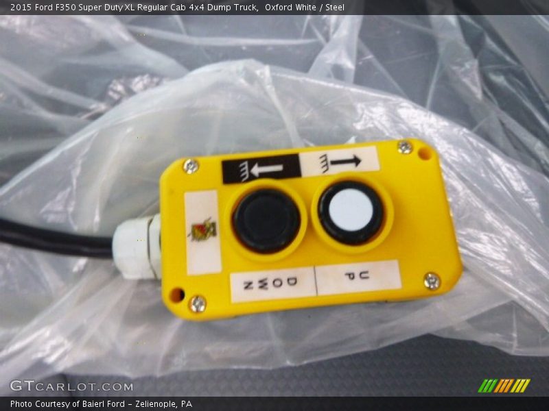 Oxford White / Steel 2015 Ford F350 Super Duty XL Regular Cab 4x4 Dump Truck