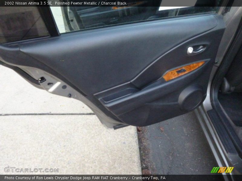 Polished Pewter Metallic / Charcoal Black 2002 Nissan Altima 3.5 SE