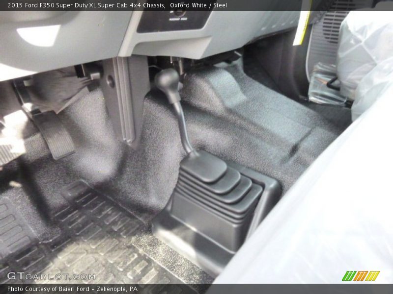 Oxford White / Steel 2015 Ford F350 Super Duty XL Super Cab 4x4 Chassis