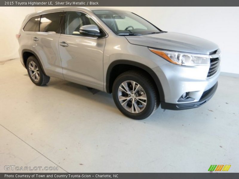 Silver Sky Metallic / Black 2015 Toyota Highlander LE