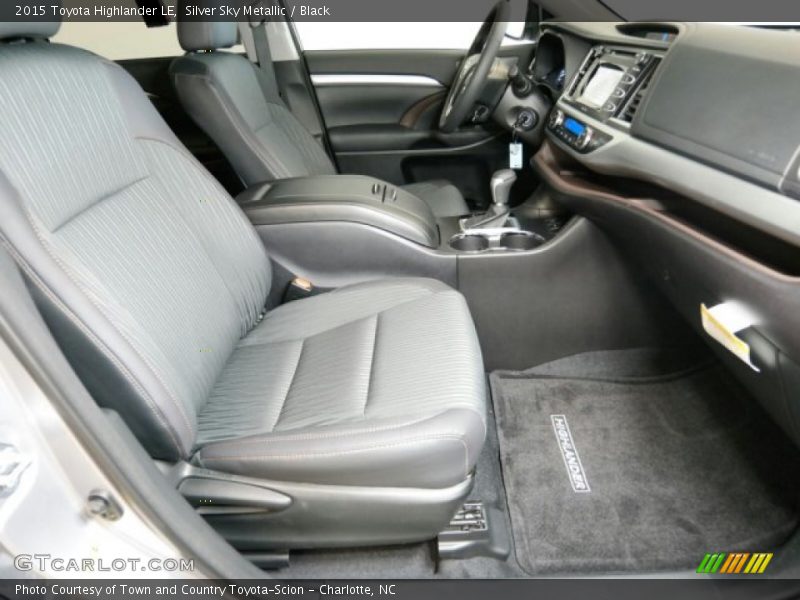 Silver Sky Metallic / Black 2015 Toyota Highlander LE