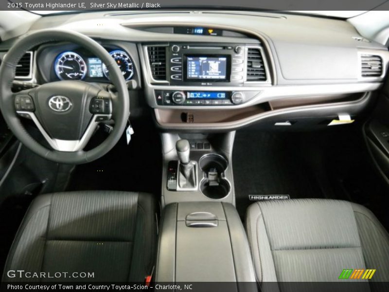 Silver Sky Metallic / Black 2015 Toyota Highlander LE