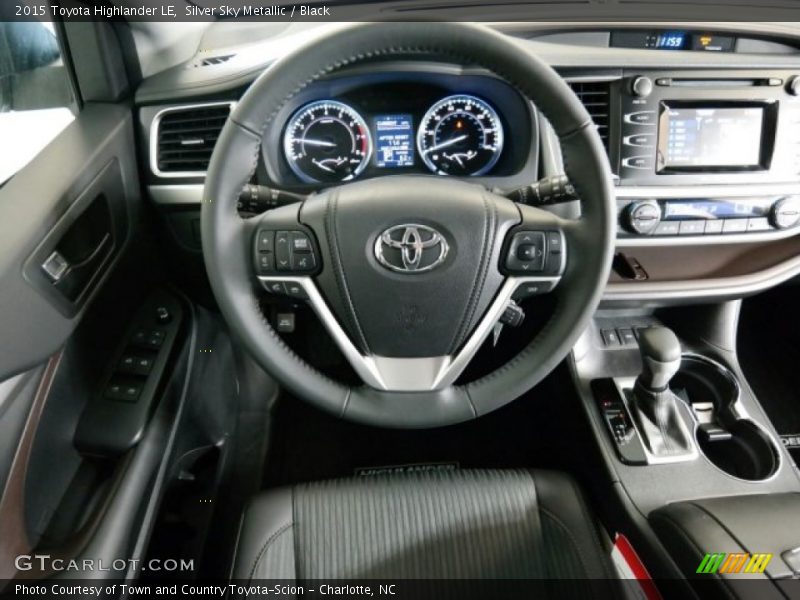 Silver Sky Metallic / Black 2015 Toyota Highlander LE