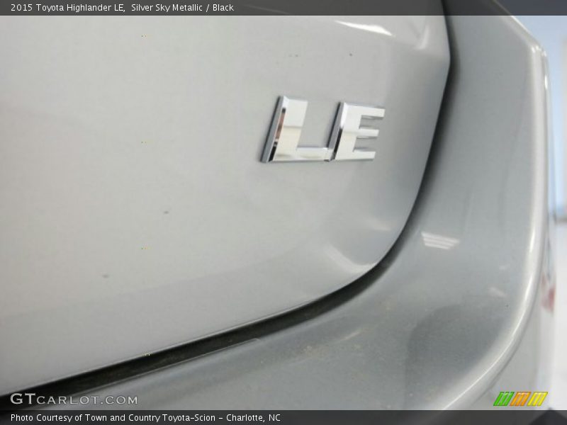 Silver Sky Metallic / Black 2015 Toyota Highlander LE