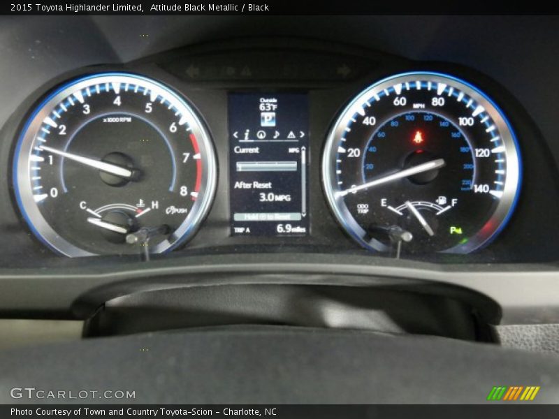 Attitude Black Metallic / Black 2015 Toyota Highlander Limited