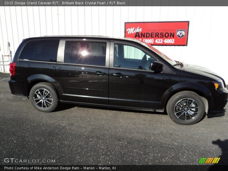 Brilliant Black Crystal Pearl / R/T Black 2015 Dodge Grand Caravan R/T