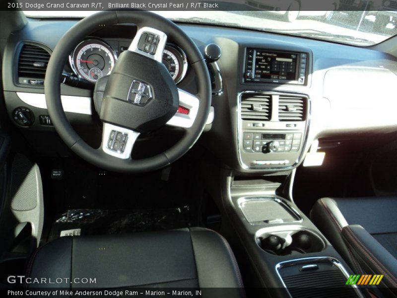 Brilliant Black Crystal Pearl / R/T Black 2015 Dodge Grand Caravan R/T