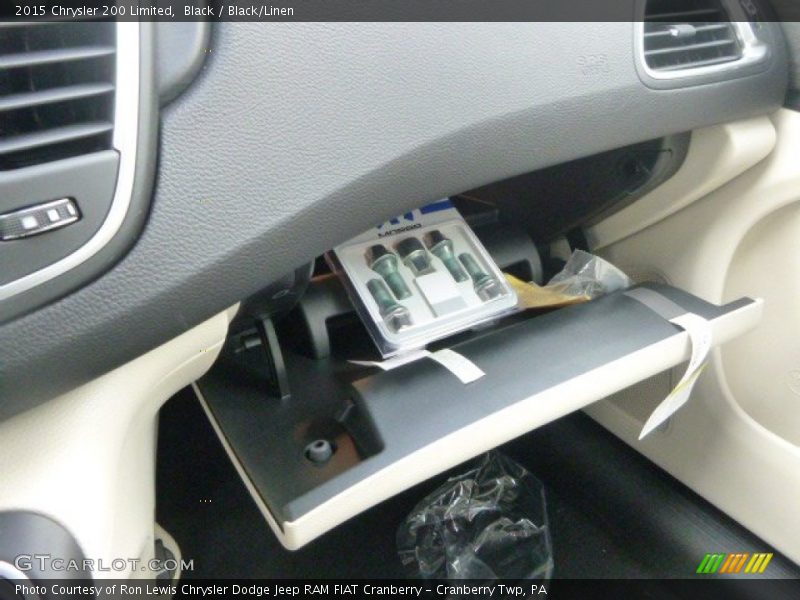 Black / Black/Linen 2015 Chrysler 200 Limited
