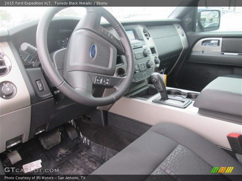 Tuxedo Black Metallic / Ebony 2015 Ford Expedition XLT