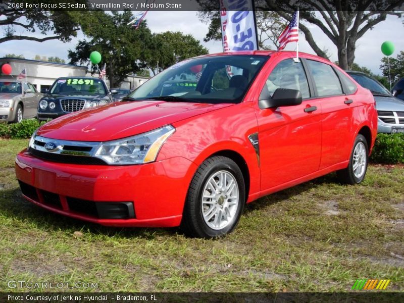 Vermillion Red / Medium Stone 2008 Ford Focus SE Sedan