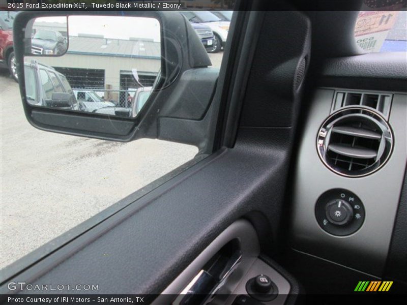Tuxedo Black Metallic / Ebony 2015 Ford Expedition XLT